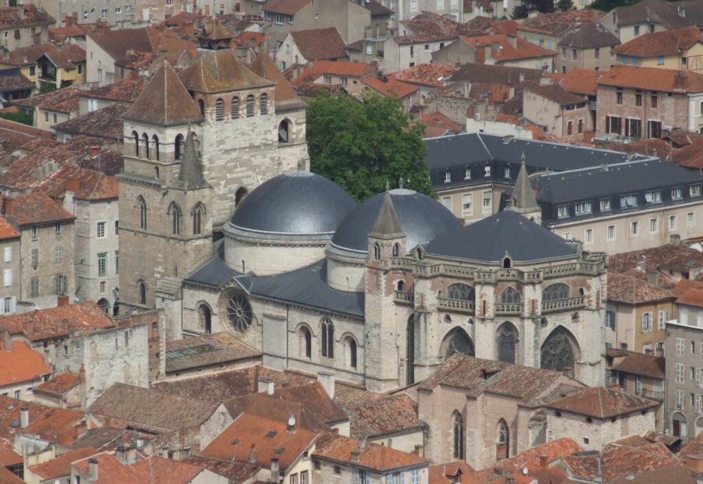  Cathédrale Saint-Étienne de Cahors