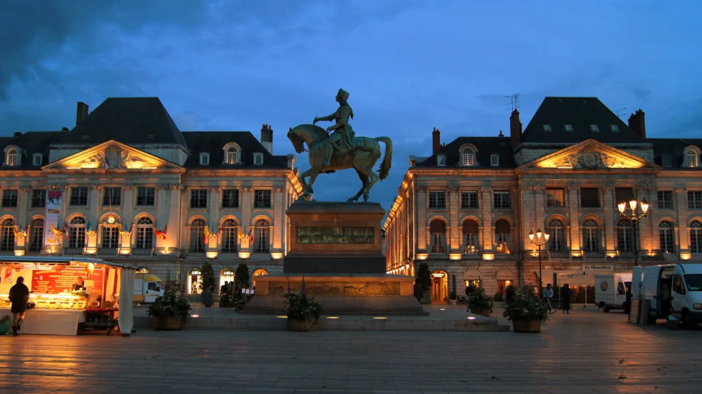 Place du Martroi de Orleans